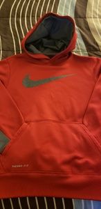 Boy's Nike Thermal Fit Hoodie